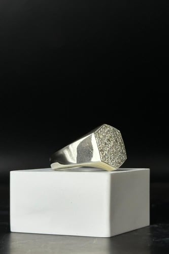 خاتم فضة رجالي 925 مرصع الماس بتصميم سداسي بوزن 8....