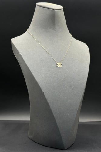 عقد ذهب صافي عيار 18 وزن 0.8 جرام