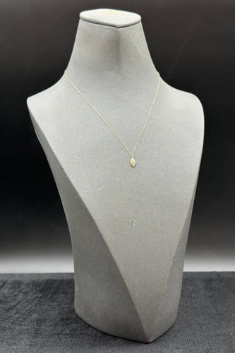 سلسال ذهب عيار ١٨ تصميم الماس وزن من 0.3 الى 0.4 ج...