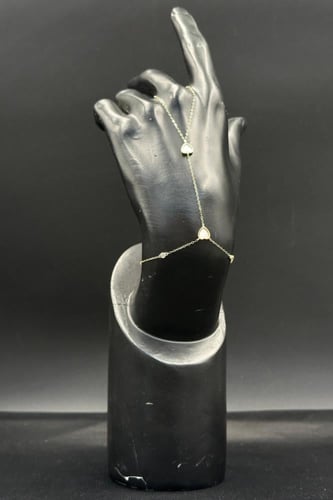 كف ذهب عيار 18 قلب بتصميم الماس وزن 1.2 جرام