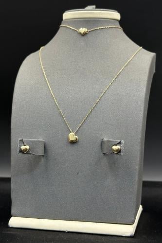 طقم اطفال قلب ذهب صافي عيار 18 وزن من 3.9 الى 4 جر...