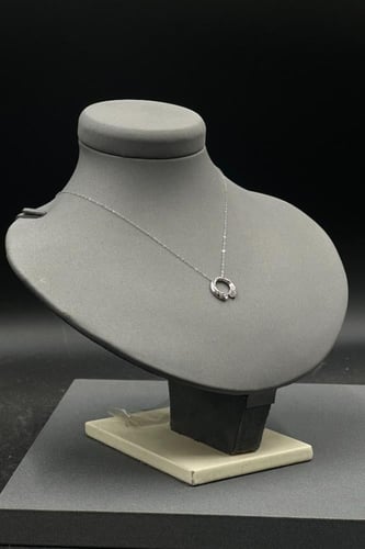 سلسال ذهب ابيض عيار 18 حلقة تصميم الماس وزن 1.9 جر...