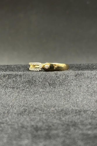 خاتم ذهب ناعم عيار 18 بتصميم الماسي وزن من 1.2 الى...