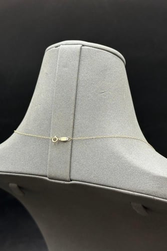 سلسال شوكر ذهب عيار 18 بتصميم الماس وزن 0.6 جرام