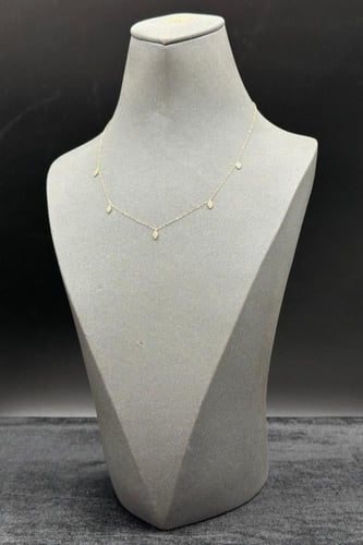 تشوكر ذهب عيار 18 قطرة بتصميم الماس وزن 0.6 جرام