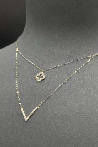 عقد وردة دورين ذهب تصميم الماس عيار 18 وزن 0.8 جرا...