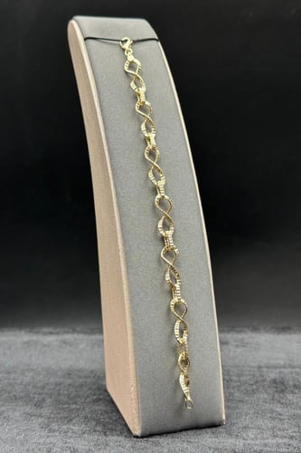 اسوارة ذهب ايطالي عيار 18 وزن 3.7 جرام