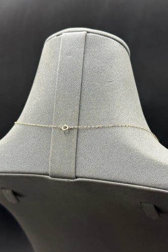 عقد ذهب عيار 18 H ملون وزن من 0.8 الى 0.9 جرام