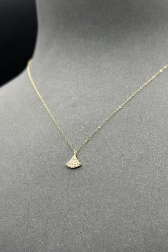 سلسال ذهب عيار ١٨ مثلث تصميم الماس وزن 0.4 جرام