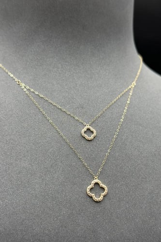 عقد دورين وردة مفرغ ذهب تصميم الماس عيار 18 وزن من...