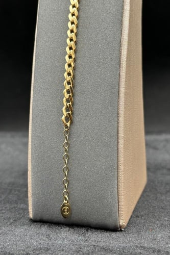 اسواره ذهب صافي عيار 18 وزن 5.4 جرام