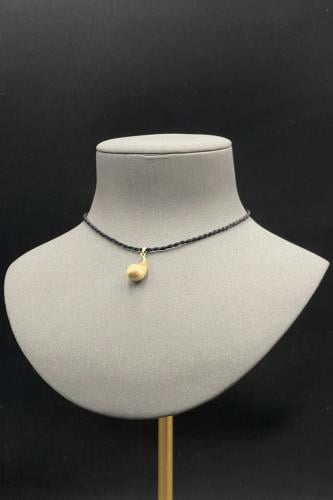 تعليقة سلسال ذهب عيار 18 بوتيقا وزن من 1 الى 1.7 ج...