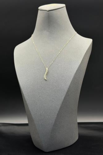 سلسال ذهب عيار 18 ورقة الشجر تصميم الماس وزن 0.9 ج...