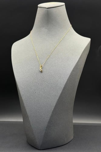 عقد الماس وزن الذهب : 0.83 جرام وزن الألماس : 0.08...