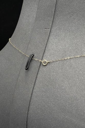 عقد نجمة مفرغ ذهب تصميم الماس عيار 18 وزن 0.3 جرام