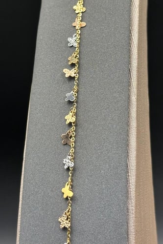 اسوارة فراشة ذهب صافي عيار 18 وزن 2.5 جرام