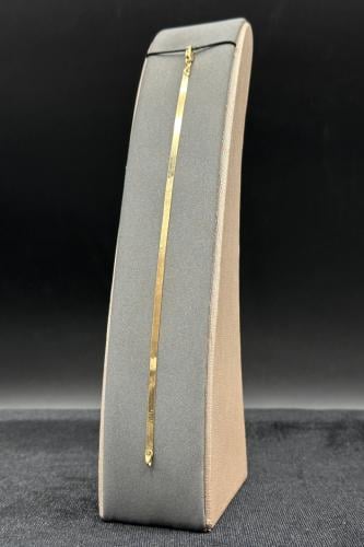 اسواره فلات ذهب صافي عيار 18 وزن 3 جرام