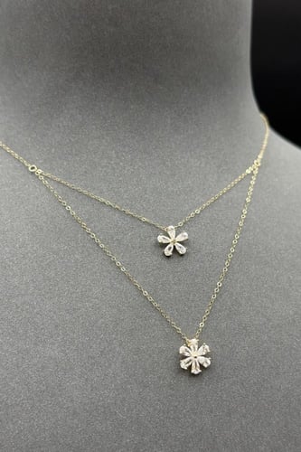 عقد ذهب عيار 18 دورين بتصميم الماس وزن من 1 الى 1....