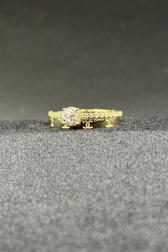 دبلة توينز ذهب تصميم الماس عيار 18 وزن 2.6 جرام