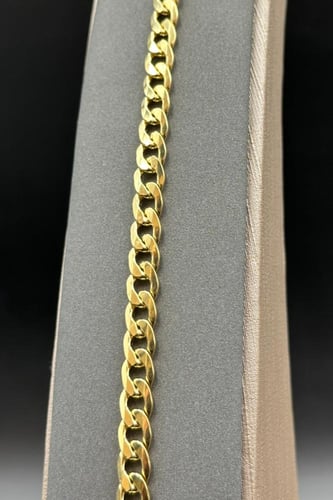 اسوارة جنزير ذهب صافي عيار 18 وزن من 6.5 الى 6.6 ج...