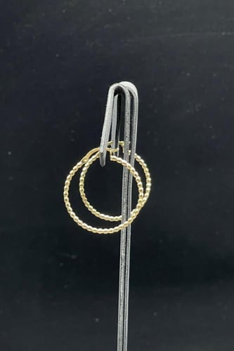 حلق كور ذهب صافي عيار 18 وزن من 2.5 الى 2.8 جرام