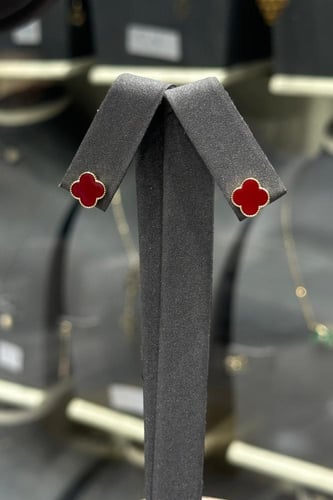 حلق ورده مع صدف احمر