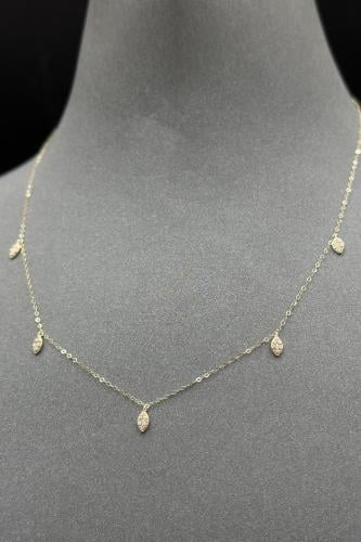 تشوكر ذهب عيار 18 قطرة بتصميم الماس وزن 0.6 جرام