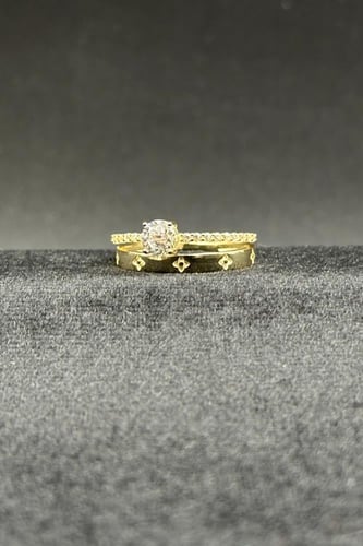 دبلة توينز ذهب تصميم الماس عيار 18 وزن 2.6 جرام