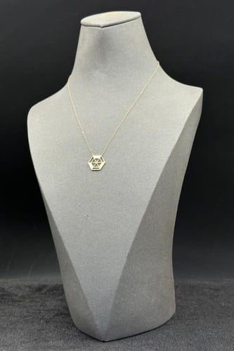 سلسال ذهب ناعم عيار 18 السداسي وزن من 1 إلى 1.1 جر...