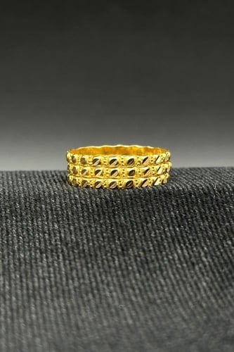 دبلة مرامي ذهب صافي عيار 21 وزن من 4.4 الى 5.1 جرا...