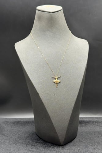 عقد ذهب ناعم عيار 18 الباليه وزن من 1.2 الى 1.3 جر...