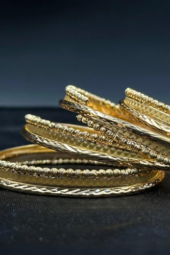 بناجر البتول ذهب صافي عيار 21 بأوزان متعددة تناسب...