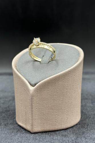 دبلة توينز ذهب تصميم الماس عيار 18 وزن 2.7 جرام