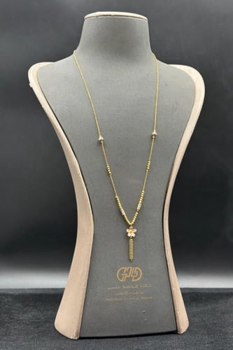 سلسال ذهب عيار ٢١ زهرة بتصميم هندي وزن 7.3 جرام