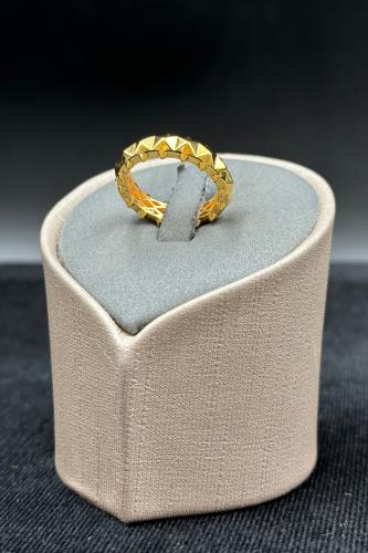 دبلة ذهب صافي عيار 21 وزن من 2.7 الى 2.8 جرام