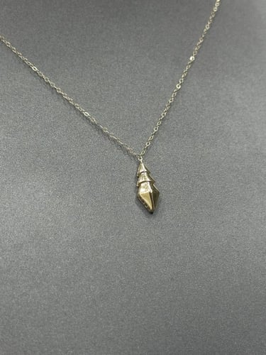 سلسال ذهب عيار 18 بتصميم فخم بوزن 1 جرام