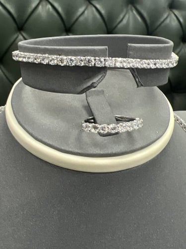 طقم تنس ذهب ابيض تصميم الماس