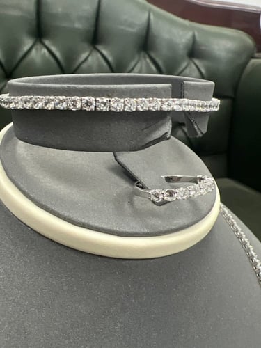 طقم تنس ذهب ابيض تصميم الماس