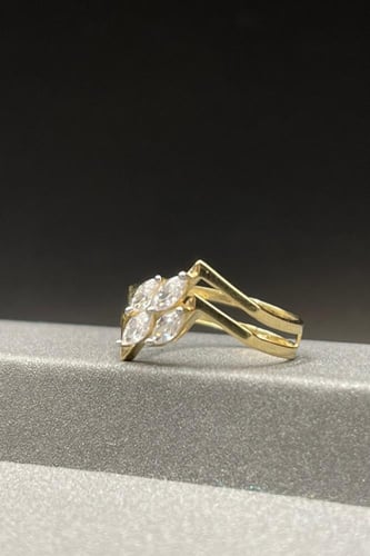 خاتم ذهب عيار 18 تصميم دمعة الماس وزن من 1.6 الى 1...