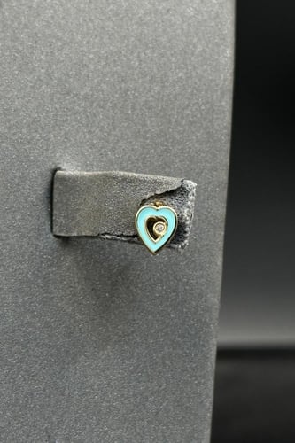 طقم اطفال قلب ذهب تصميم الماس عيار 18 وزن 5 جرام