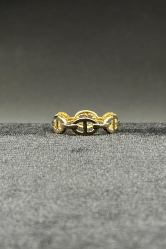 دبلة ذهب صافي عيار 18 وزن من 1.8 الى 2.1 جرام