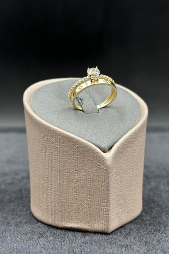 دبلة توينز ذهب تصميم الماس عيار 18 وزن 2.6 جرام