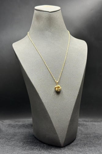 عقد مجدول مع مكرونة ذهب صافي عيار 18 وزن 1.9 جرام