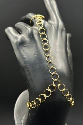 كف ذهب عيار 21 بتصميم خاتم ودوائر وزن من 4.9 الى 5...