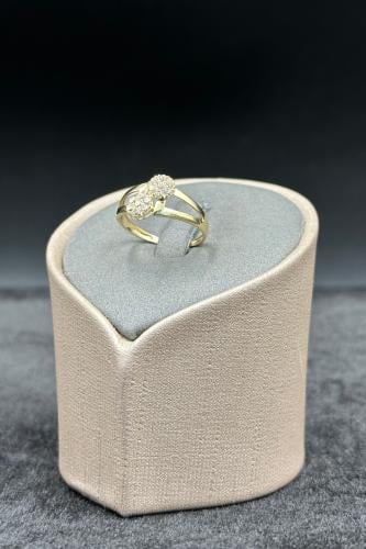 خاتم ذهب عيار 18 تصميم الماسي ناعم وزن من 1.3 الى...