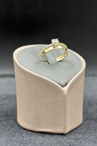 دبلة توينز ذهب تصميم الماس عيار 18 وزن 2.6 جرام