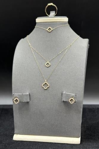 طقم دورين دورة مفرغ ذهب تصميم الماس عيار 18 وزن من...