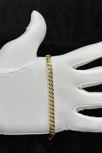 اسوارة جنزير ذهب صافي عيار 18 وزن من 3.5 الى 3.6 ج...