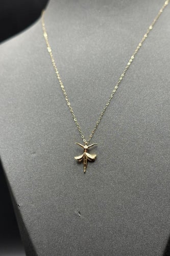 عقد ذهب عيار 18 الباليه وزن 0.8 جرام