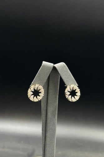 حلق دائري ذهب تصميم الماس